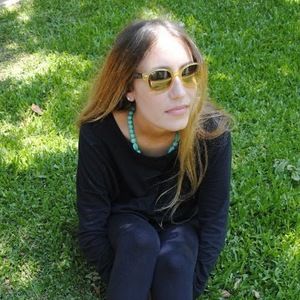 Meet your Posher, Romina